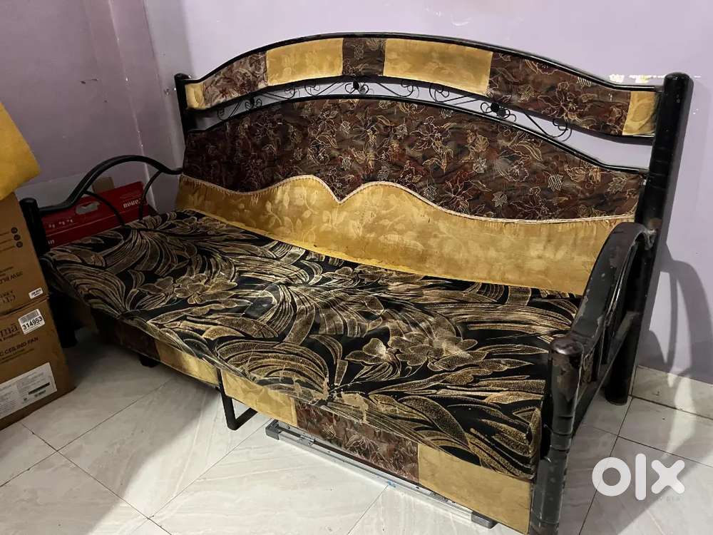 4 seater sofa with mattress