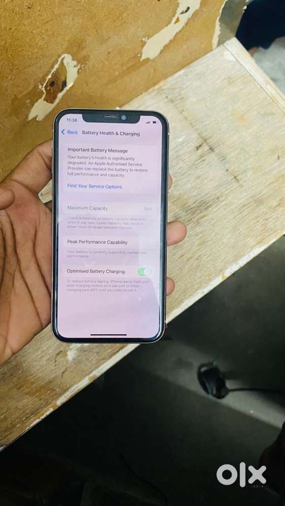 iPhone XS white colour