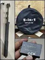 Original Canon LP E17 Battery and simpex stand