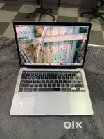 Apple MacBook Pro \ i7 \ 32GB \ 512GB \ 13.3inch \ Touch ID \ Warranty