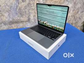 M3 Chip in Warranty (With Box) 8GB/256GB 100%Battery Apple Macbook Air