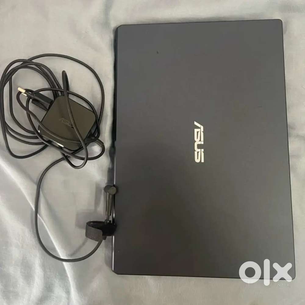Asus expertbook p1