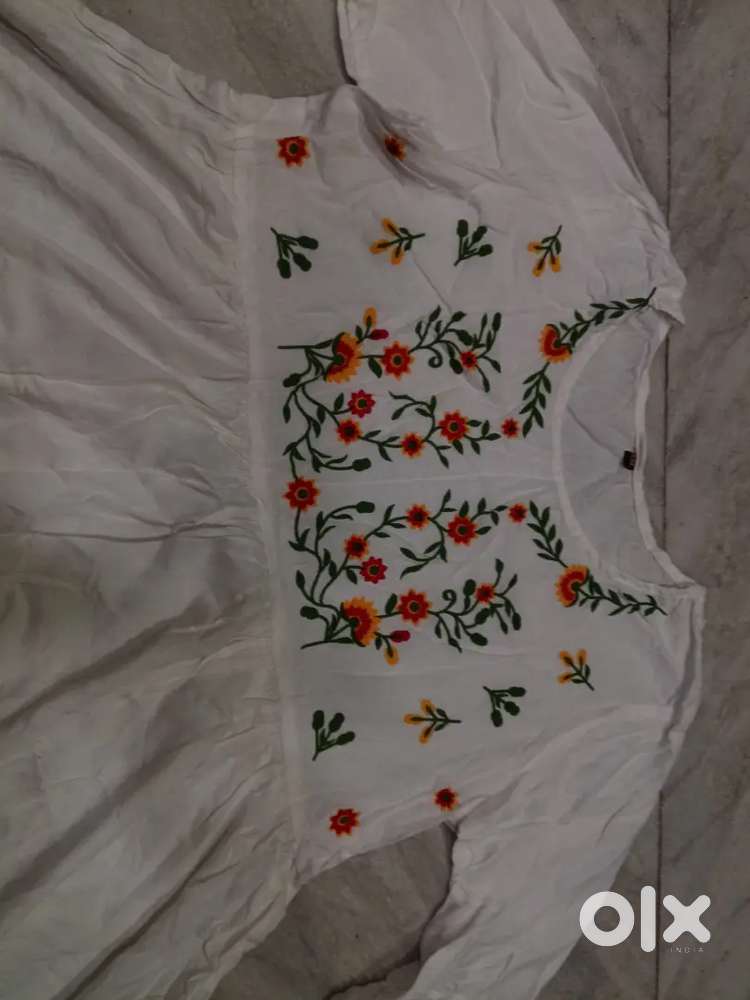 Girls top new top