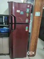 Godrej refrigerator 4* rated 343 litr gross wt