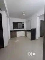 Gangapur road 2 bhk flat on rent only family