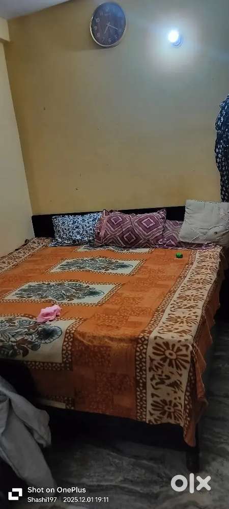 Only for female roommate