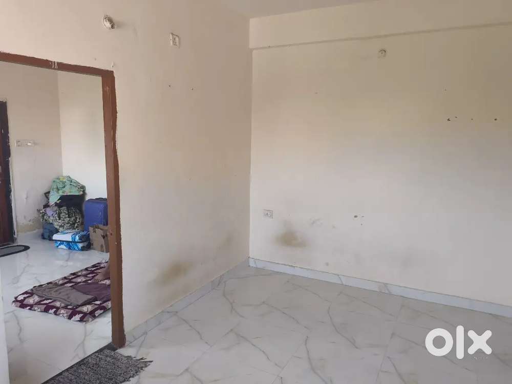 URGENTLY NEED A PARTENER FOR HALL