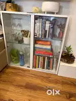 Bookshelves White colour sturdy cupboard/bookself bookshelves