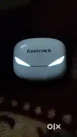 Fastrack FT3 TWS