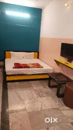 12 rooms on road running property for rent on bablatala
