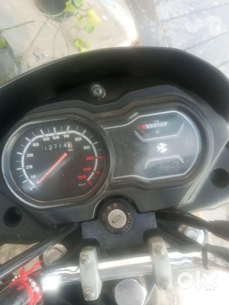 I need some rupees for some reason so I.sale my motercyle his average