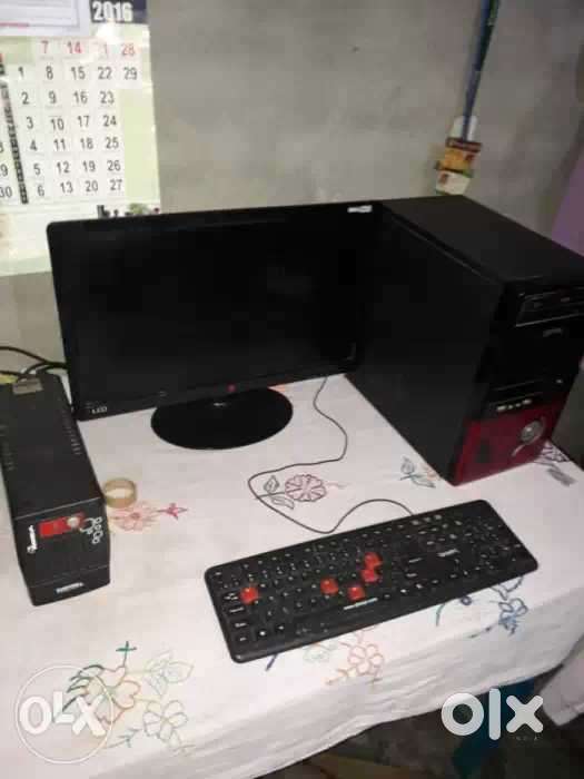 Desktop computer in good conditionCall me  825242ntmoney problem h