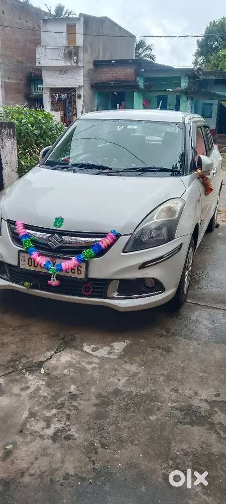 Maruti Suzuki Swift Dzire 2016 Diesel 82000 Km Driven