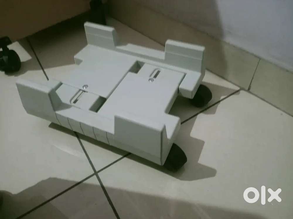 CPU stand unused and good quality urgent sale