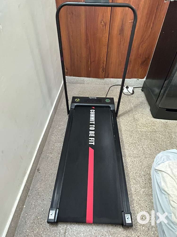 Good working condition Threadmill and Exercise cycle