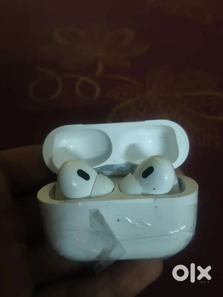 NEW AIRPODS FOR SALE