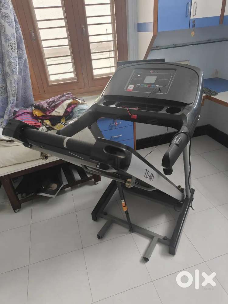 PowerMax Treadmill used 10 days only. Complete new