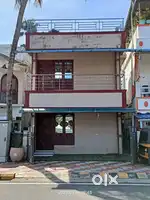 Main road frontage  house for rent near Thamaraparambu school