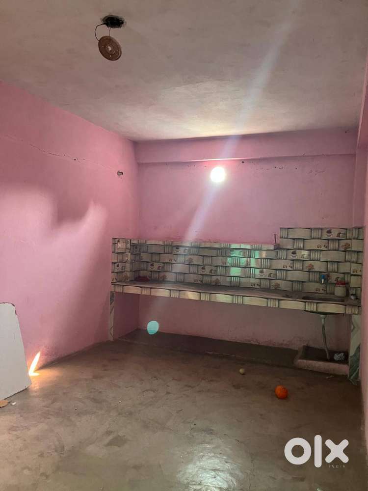 2 room set with separate kitchen and bathroom latrine.