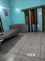 Newr hospital and market rooms and fllor available