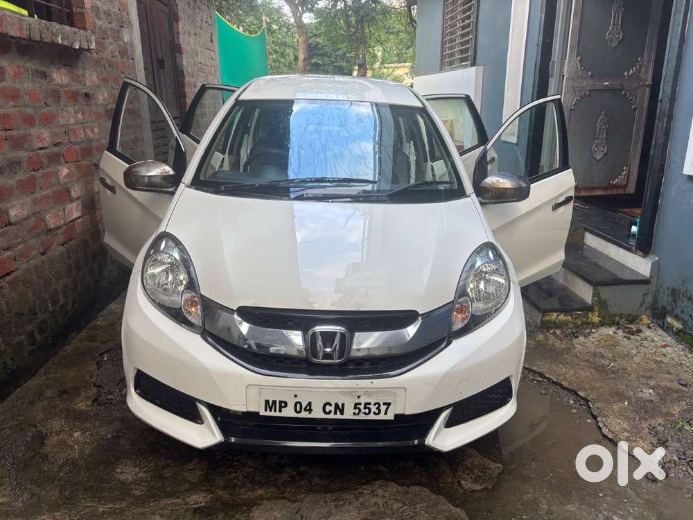 7 seater Honda Mobilio 2017 Diesel A1 Condition