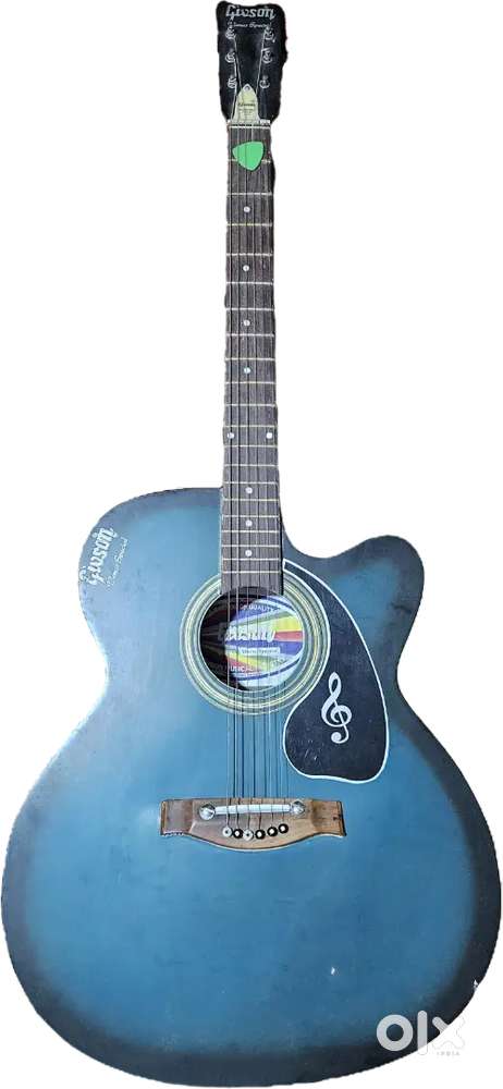 Givson original Aquostic Guitar, 5000 real price.