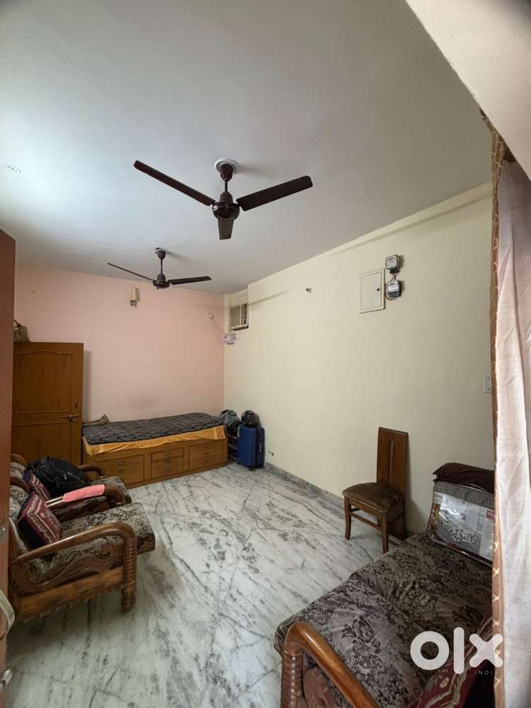 Need girls for one vacant room in flat