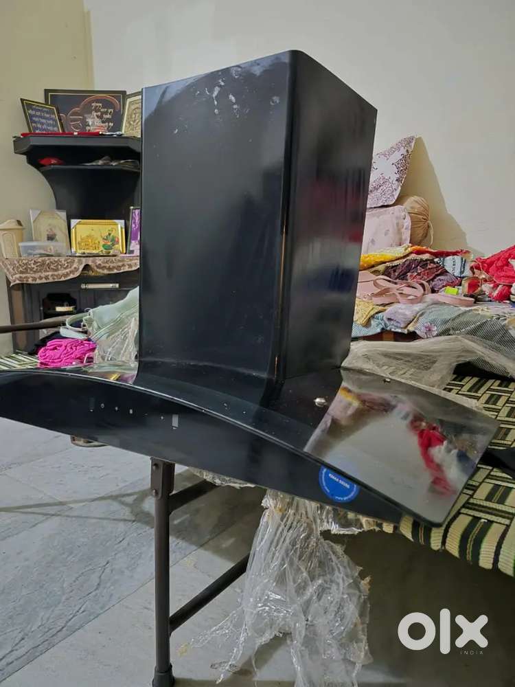 Glen 3ft wide full glass motion chimney for sale in good condition