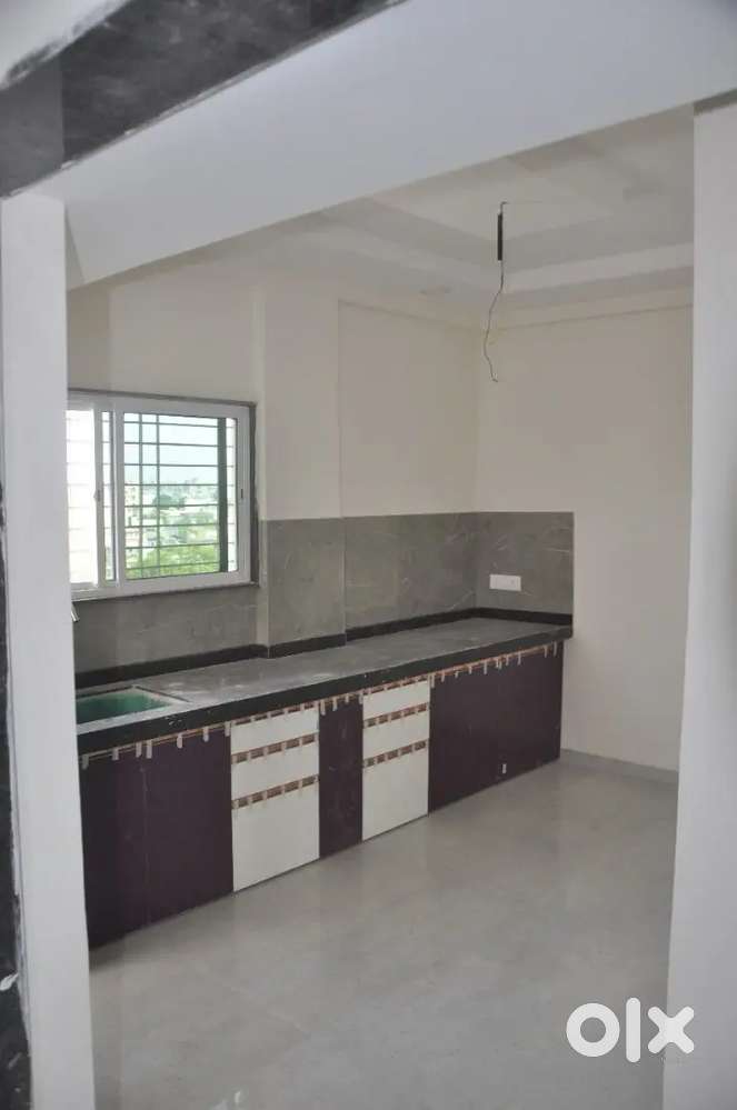 SHATABDI SQR 2 BHK FLAT ROAD TUCH