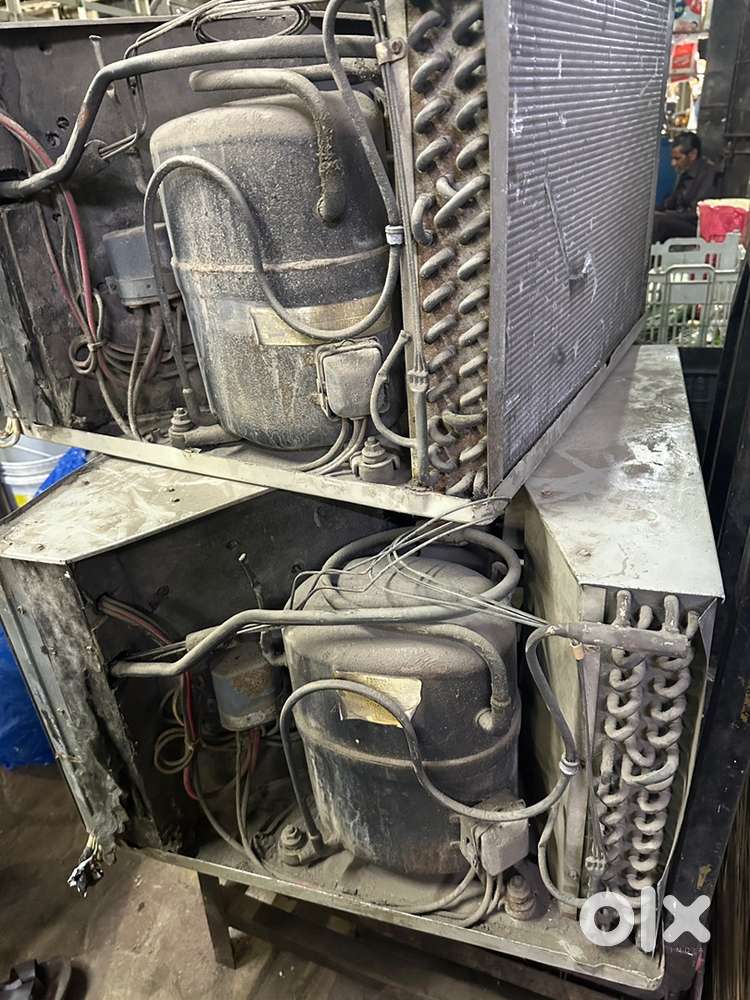 Dead 1.5 ton ac buy 5000/-