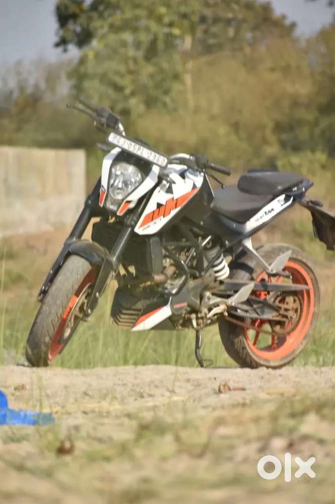 Full condition bike  2017 ending model 2 owner