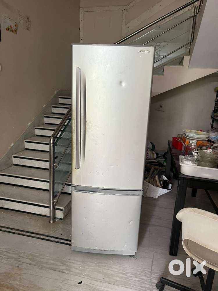 Panasonic double door fridge