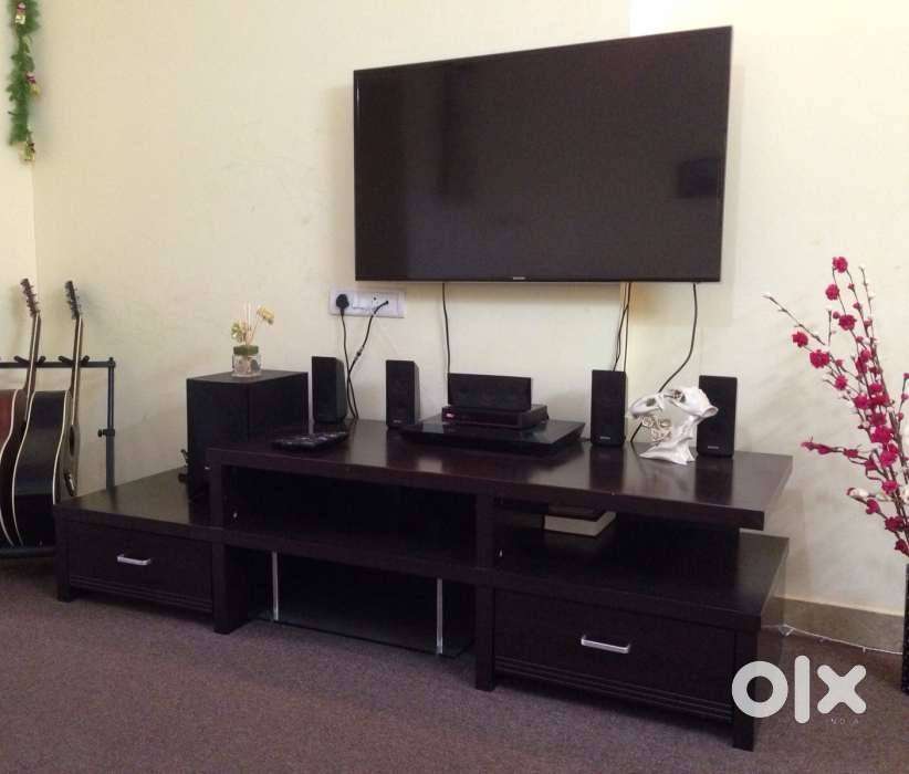 LG 46 Full HD Ultra Slim LED TV with HDMI 1080p Sleek n Trendy outfit