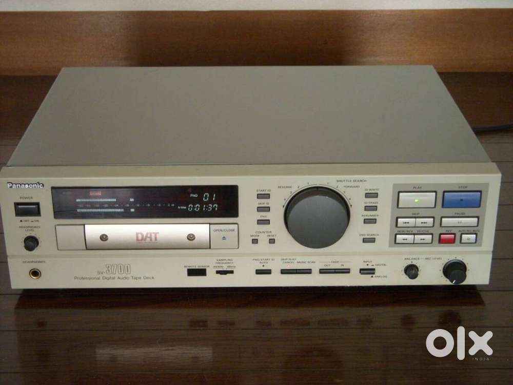 Panasonic SV-3700 DAT Digital Cassette Tape Deck