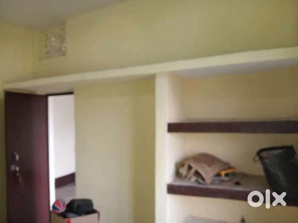 Family Full safe Near Tata Motor vehicle Bush Pani free