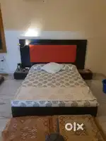 Queen size bed