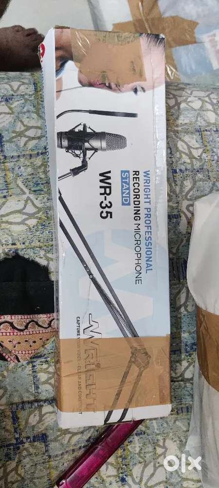 Urgently Selling - Recoding Table Mic Stand- Mint Condition
