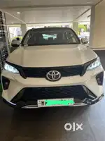 Toyota Fortuner 4X2 MT 2.8 Diesel, 2025, Diesel