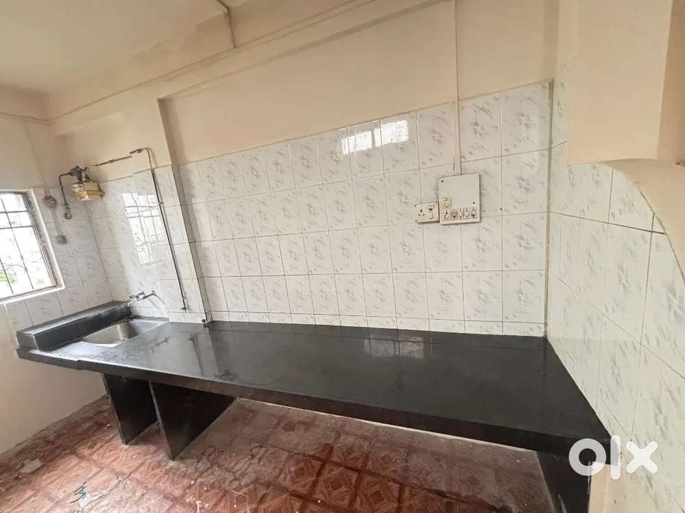 3bhk spacious flat available for rent near Ganpati Mandir Vishrambag