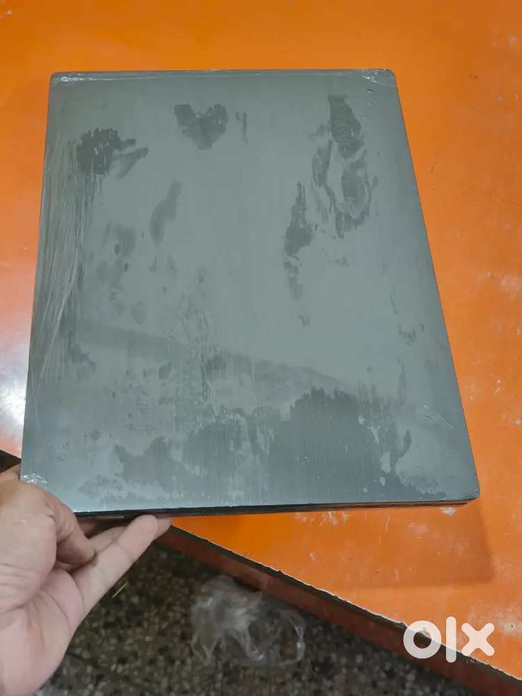 I5 8th gen 8gb 256gb ssd