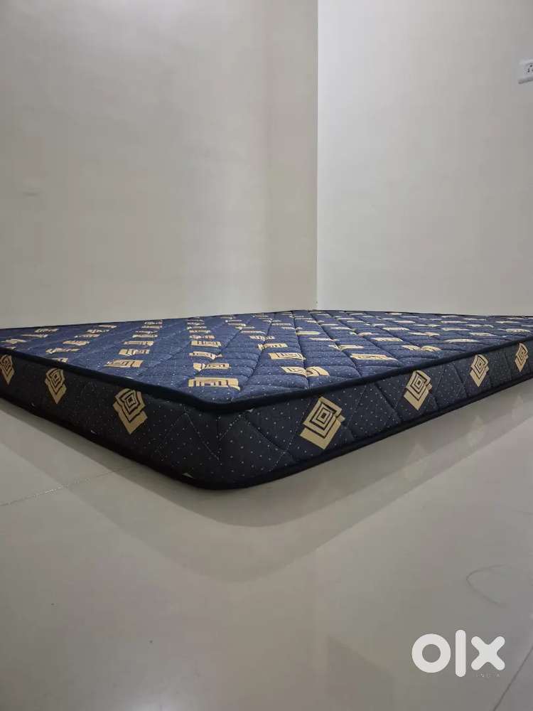 Mattress size 6ft x 5.5 ft