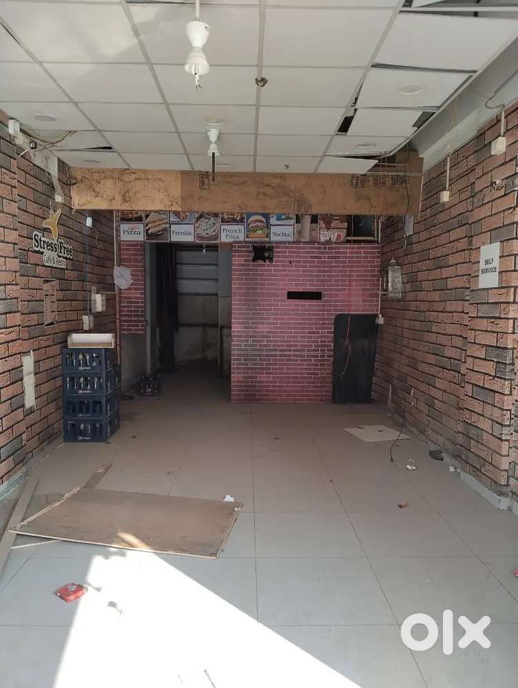 Ground floor Shop for fast  best location
