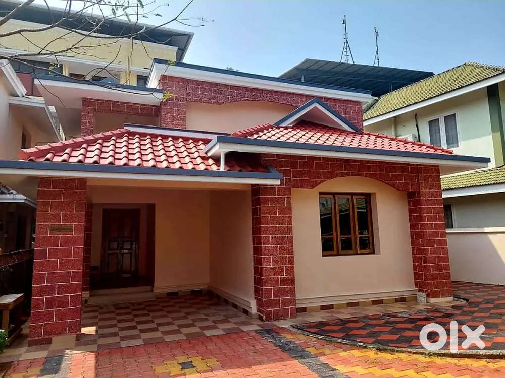 Spacious 3BHK Villa for Sale - Perfect for Families, Ready to Move In