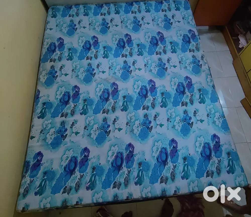 metress Size 6x5 And 6 inch thick
