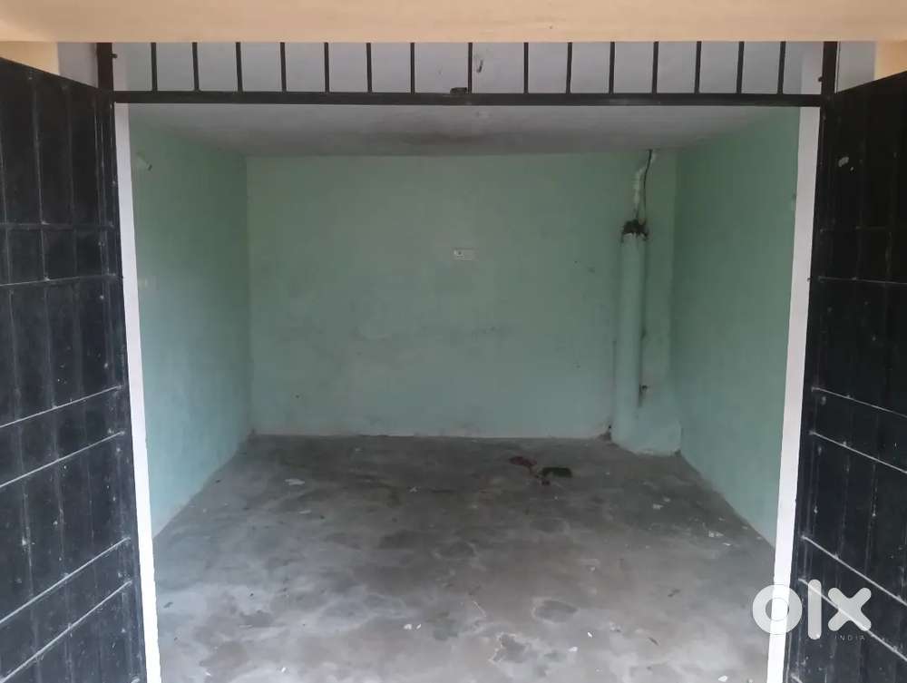 Shop rent on highway for anything u can.. low price .guddam use so