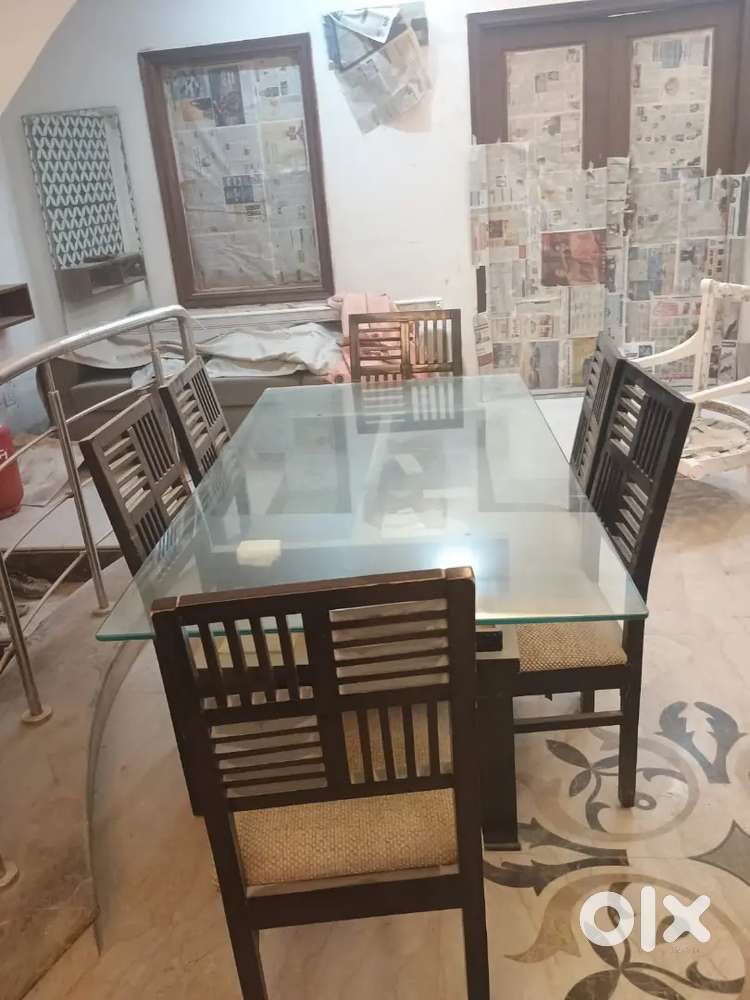 Dining table with chairs