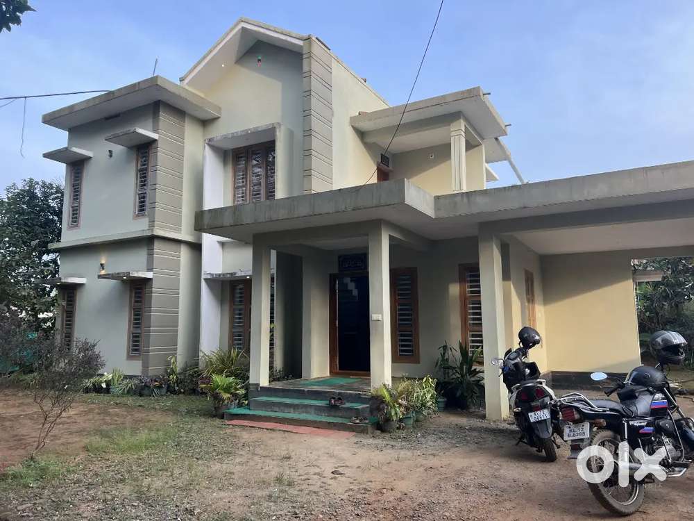 1900 SQFT HOUSE FOR SALE IN MANANTHAVADY