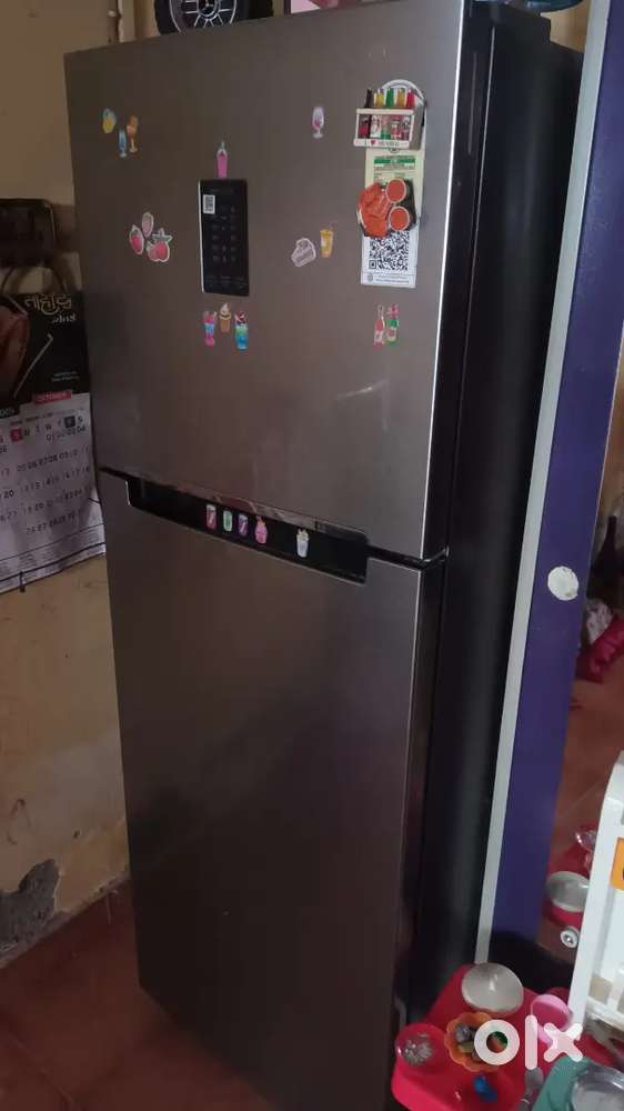 Samsung rt37c4522s8 322 L