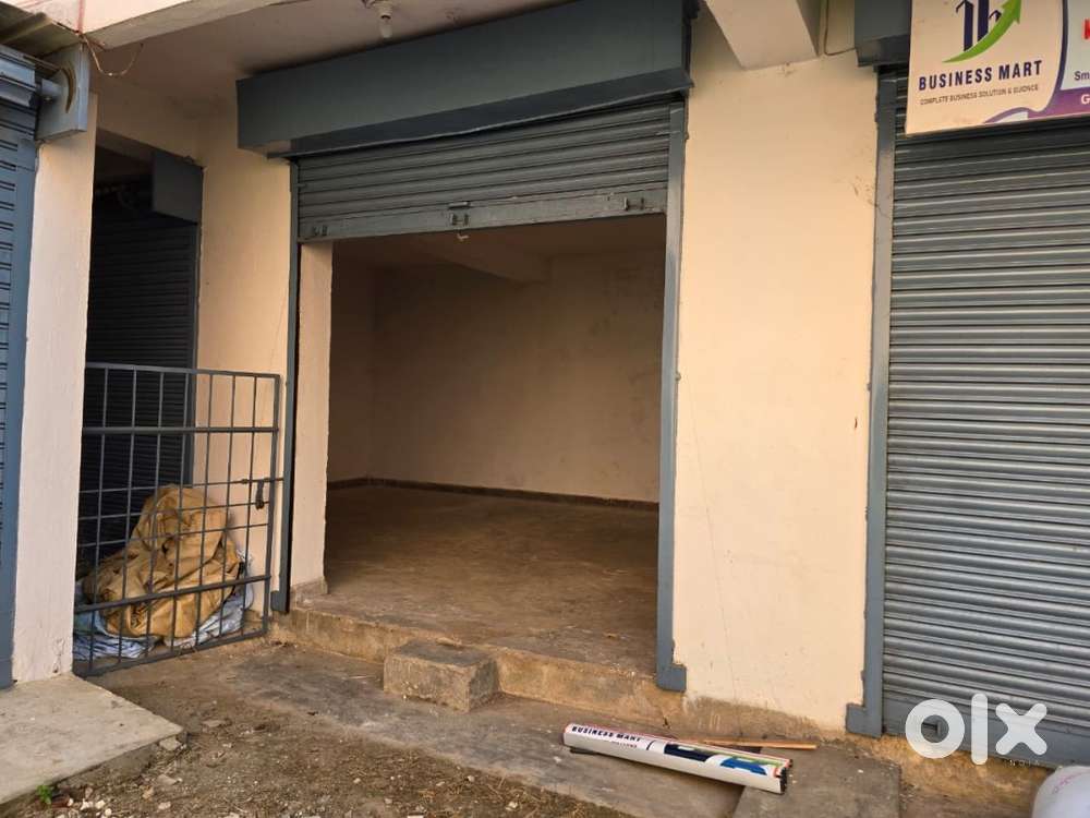 SHOP FOR RENT IN GGS ROAD