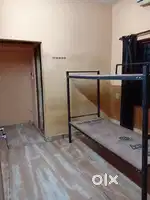 Pg rooms for bachelor's in chakkaraparambu, vytila